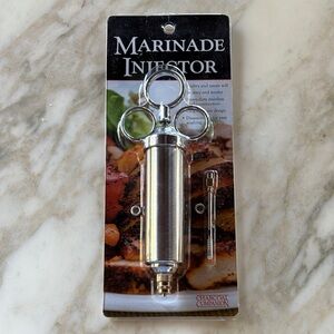 Marinade Injector NWT - make your Thanksgiving turkey juicy